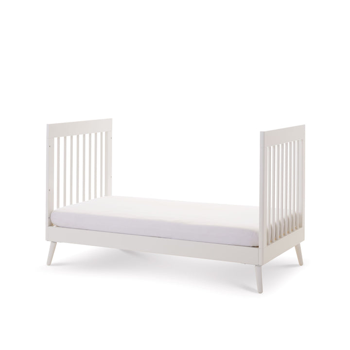 OBaby - Maya Cot Bed - Nordic White