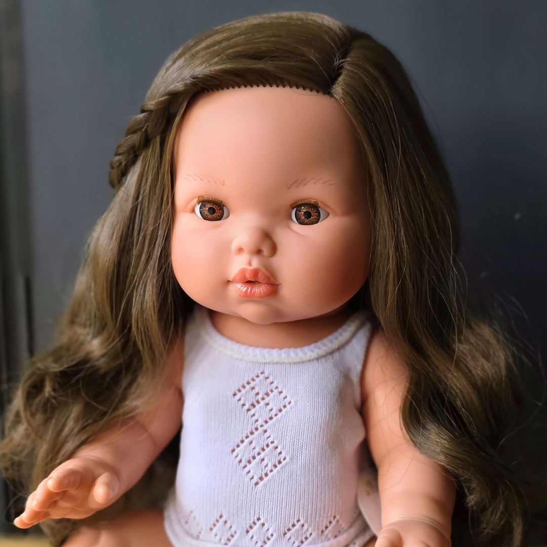 Mini Colettos - Alaska - Brunette with Brown Eyes