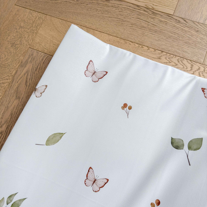 Mabel & Fox - Wedge Baby Changing Mat - Fly Away