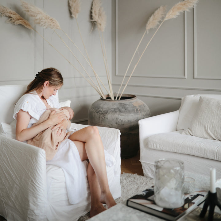 Mushie - Organic Cotton Muslin Swaddle - Blush