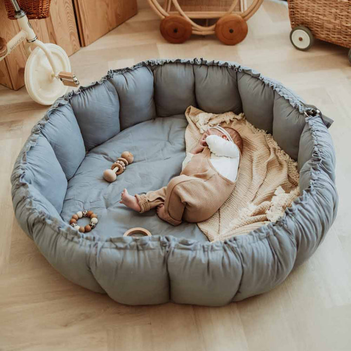 Play & Go - Soft Bloom Playmat - Dusty Blue - Mabel & Fox