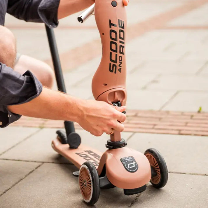 Scoot & Ride - Highwaykick 1 Push & Go - Mocha - Mabel & Fox