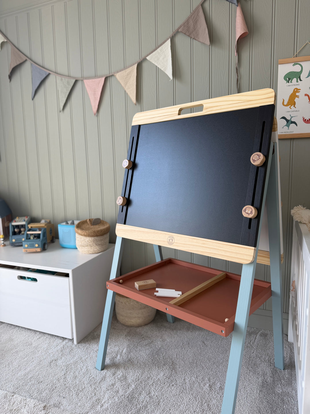 Speedy Monkey - Adjustable Easel - Mabel & Fox