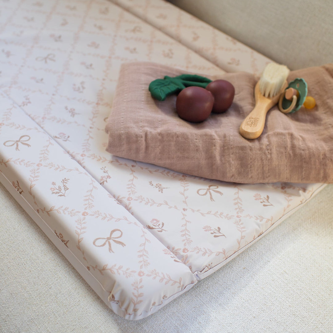 Wilby & Wonder – Baby Changing Mat - Sweet Pea