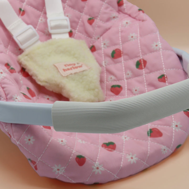 Tiny Harlow - Car Seat - Strawberry Picnic