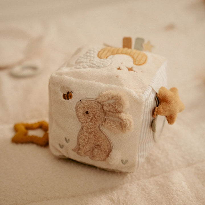 Little Dutch - Activity Cube - Newborn Naturals