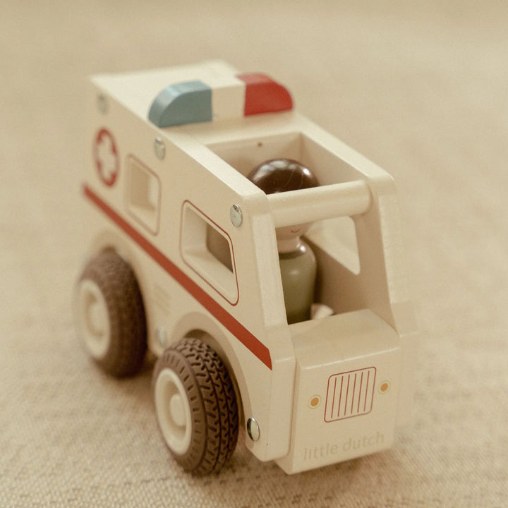 Little Dutch - Ambulance