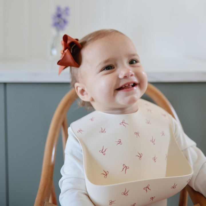Mushie - Silicone Bib - Bows