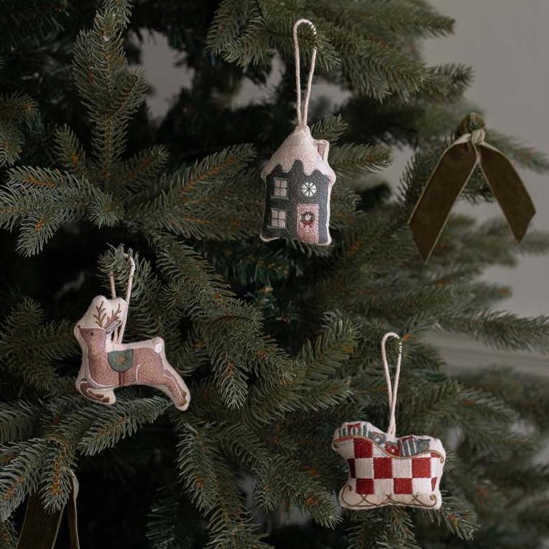 Avery Row - Christmas Tree Decoration Single - Reindeer - Mabel & Fox