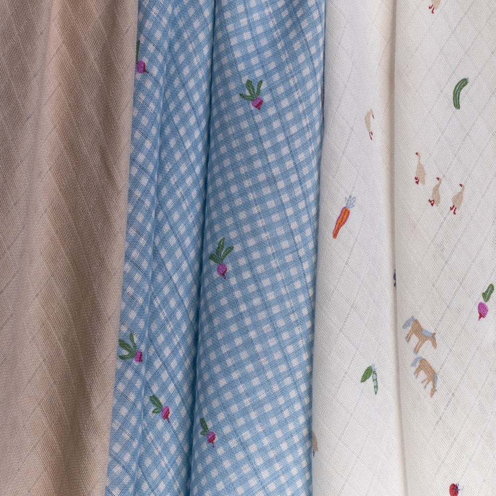 Avery Row - Organic Baby Muslin Squares Set of 3 - Little Farm - Mabel & Fox