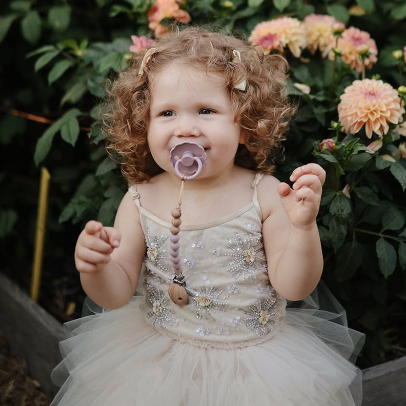 Mushie - Silicone Pacifier Clip - Eva Mauve - Mabel & Fox