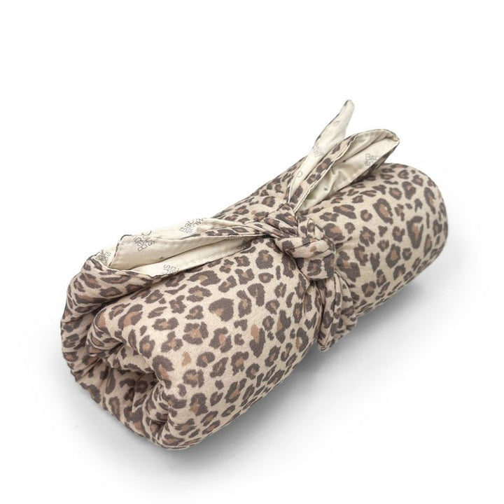 Babyshower – Knot Nomad Changing Pad – Wild Print - Mabel & Fox
