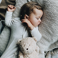 Moonie -The Organic Humming Bear With Lamp- Sand Nature - Mabel & Fox