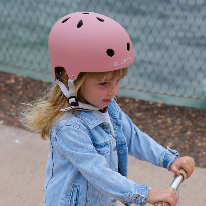 Banwood - Eco Helmet - Raspberry - Mabel & Fox
