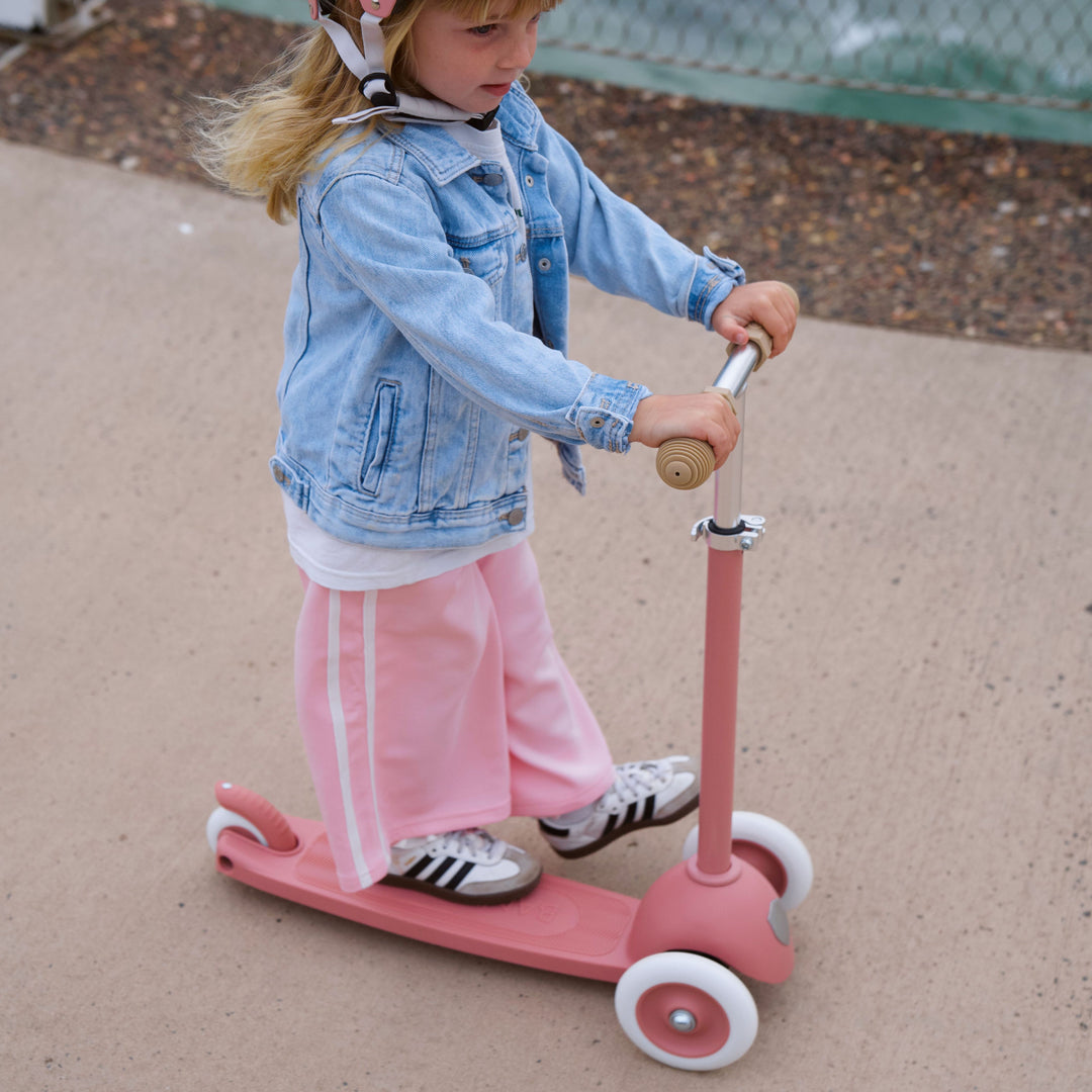 Banwood - Eco Scooter - Raspberry - Mabel & Fox