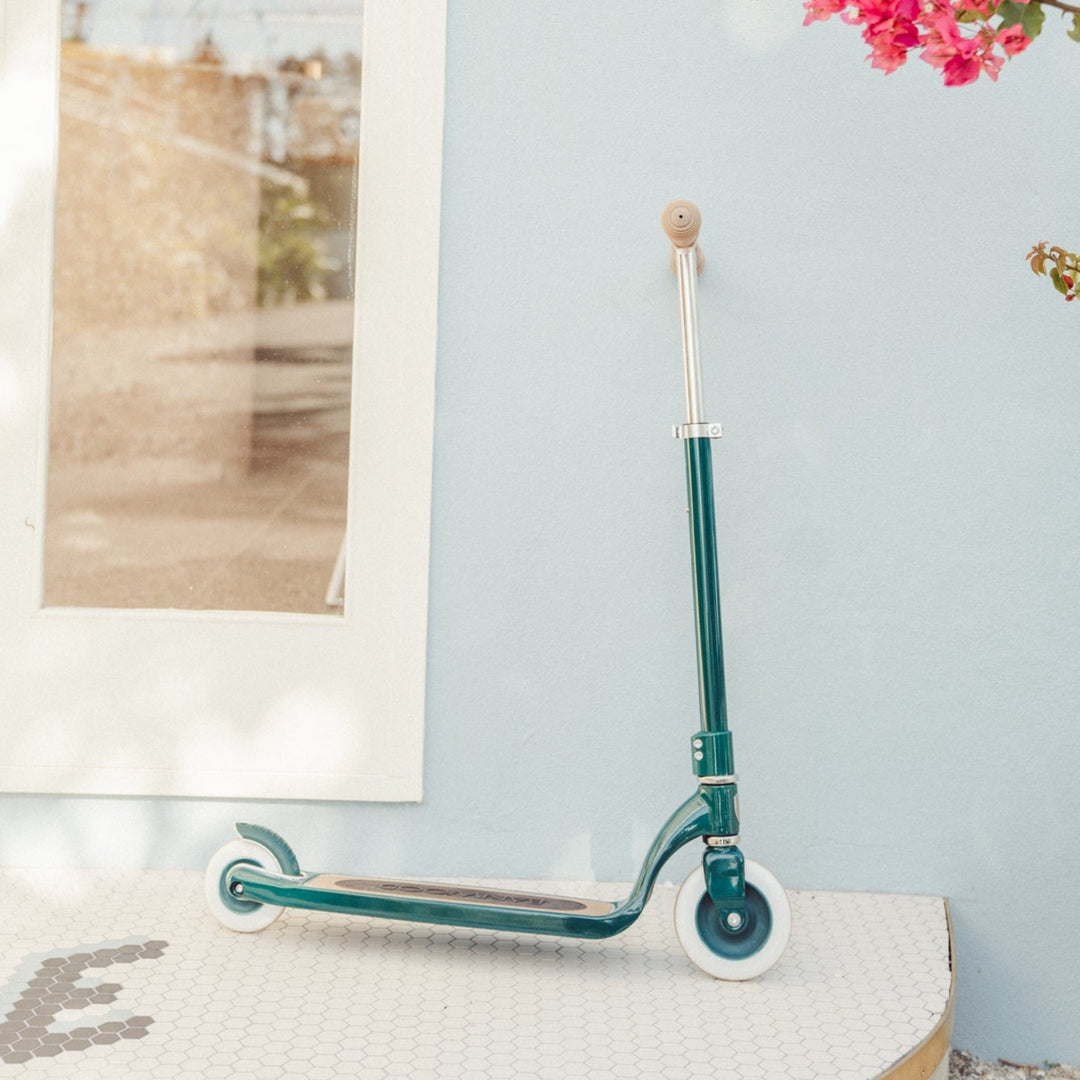 Banwood - Maxi Scooter - Green - Mabel & Fox