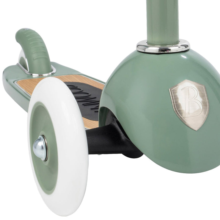Banwood - Scooter - Forest Green - Mabel & Fox