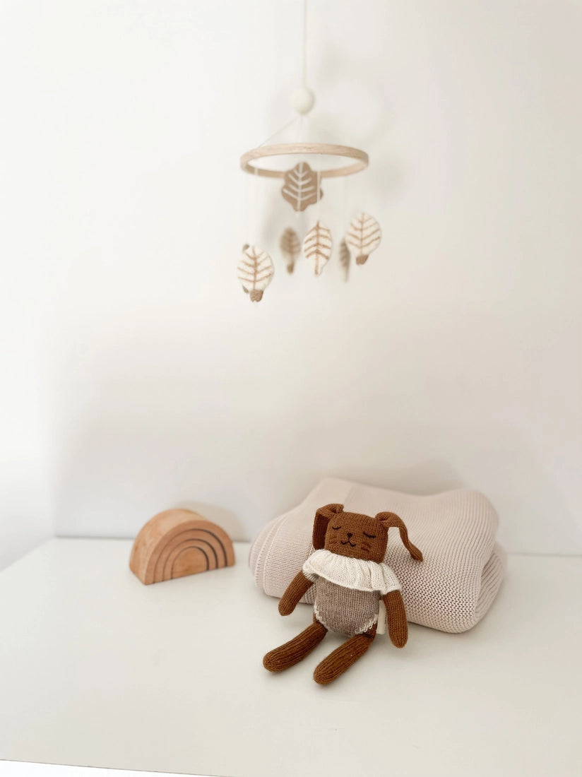 Bee Boheme - Baby Cot Mobile - Leaves - Mabel & Fox