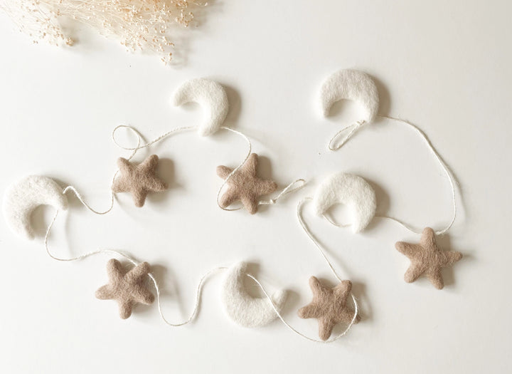 Bee Boheme - Star and Moon Garland