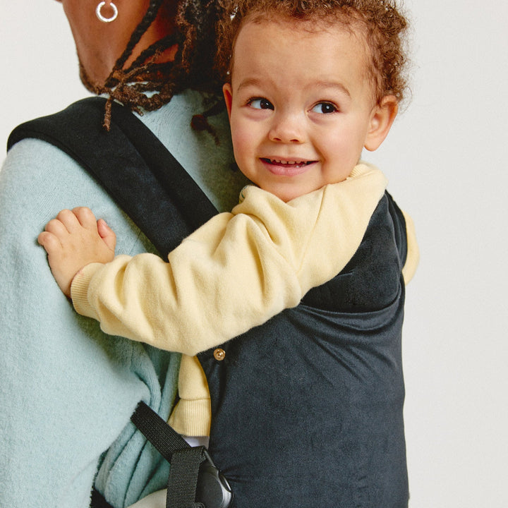 Bizzi Growin - Nomad Air Baby Carrier - Panther Black Velvet