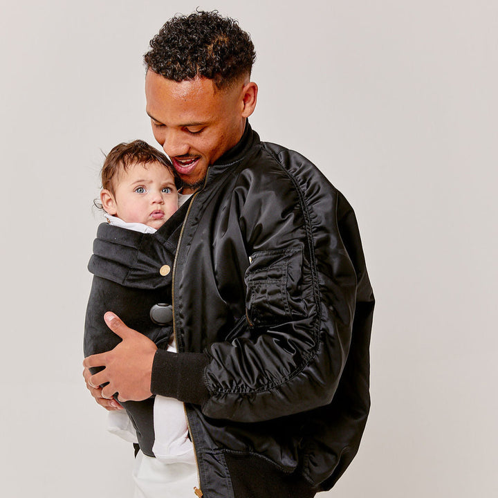 Bizzi Growin - Nomad Air Baby Carrier - Panther Black Velvet