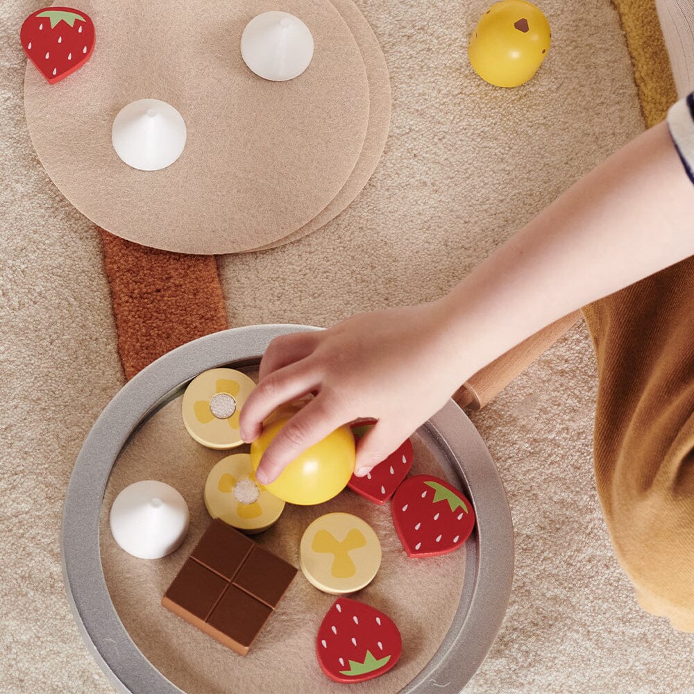 Great Little Trading Company - Wooden Pancake Making Set with Bag