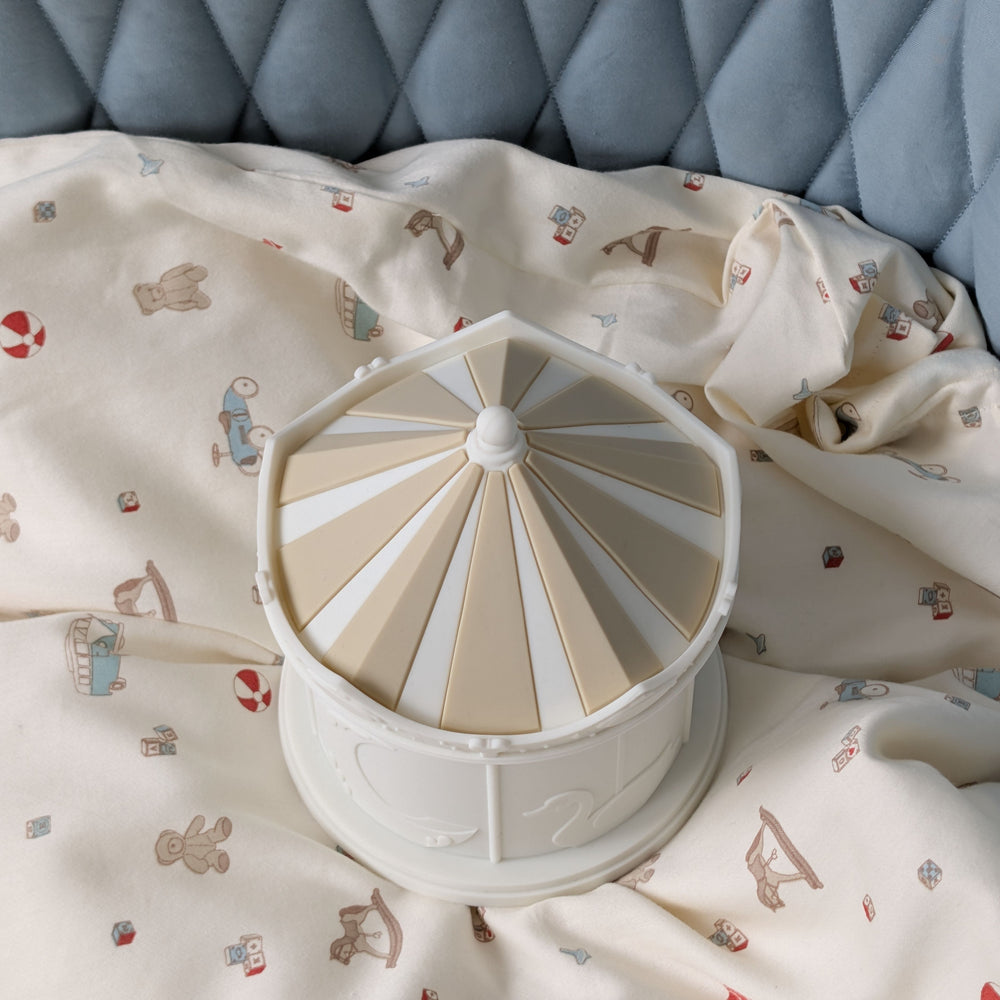 Cam Cam Copenhagen – Carousel Night Light – Off-White - Mabel & Fox