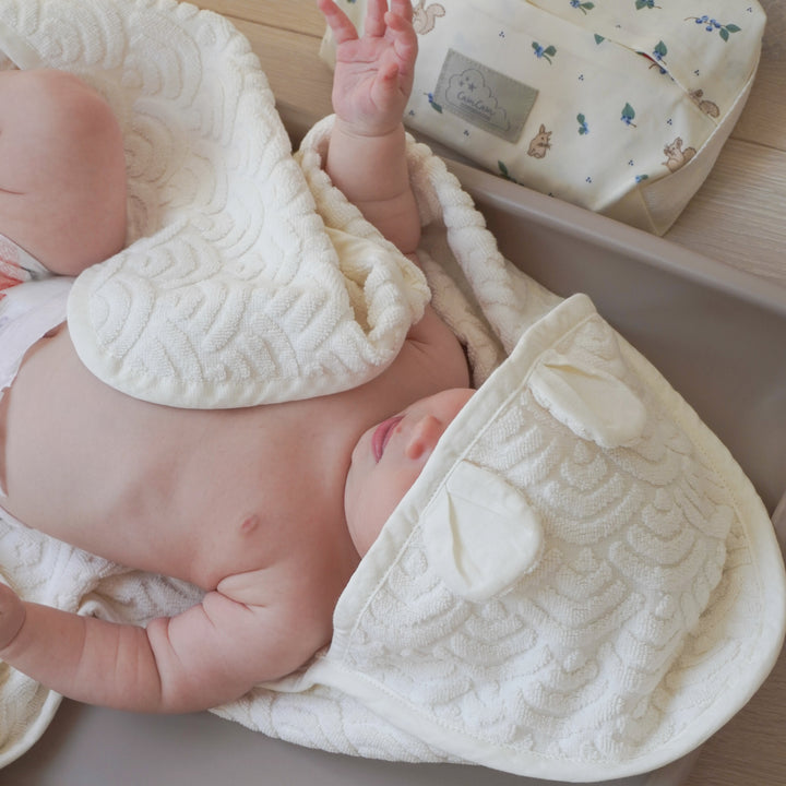Cam Cam Copenhagen - Hooded Baby Towel GOTS - Off-White - Mabel & Fox