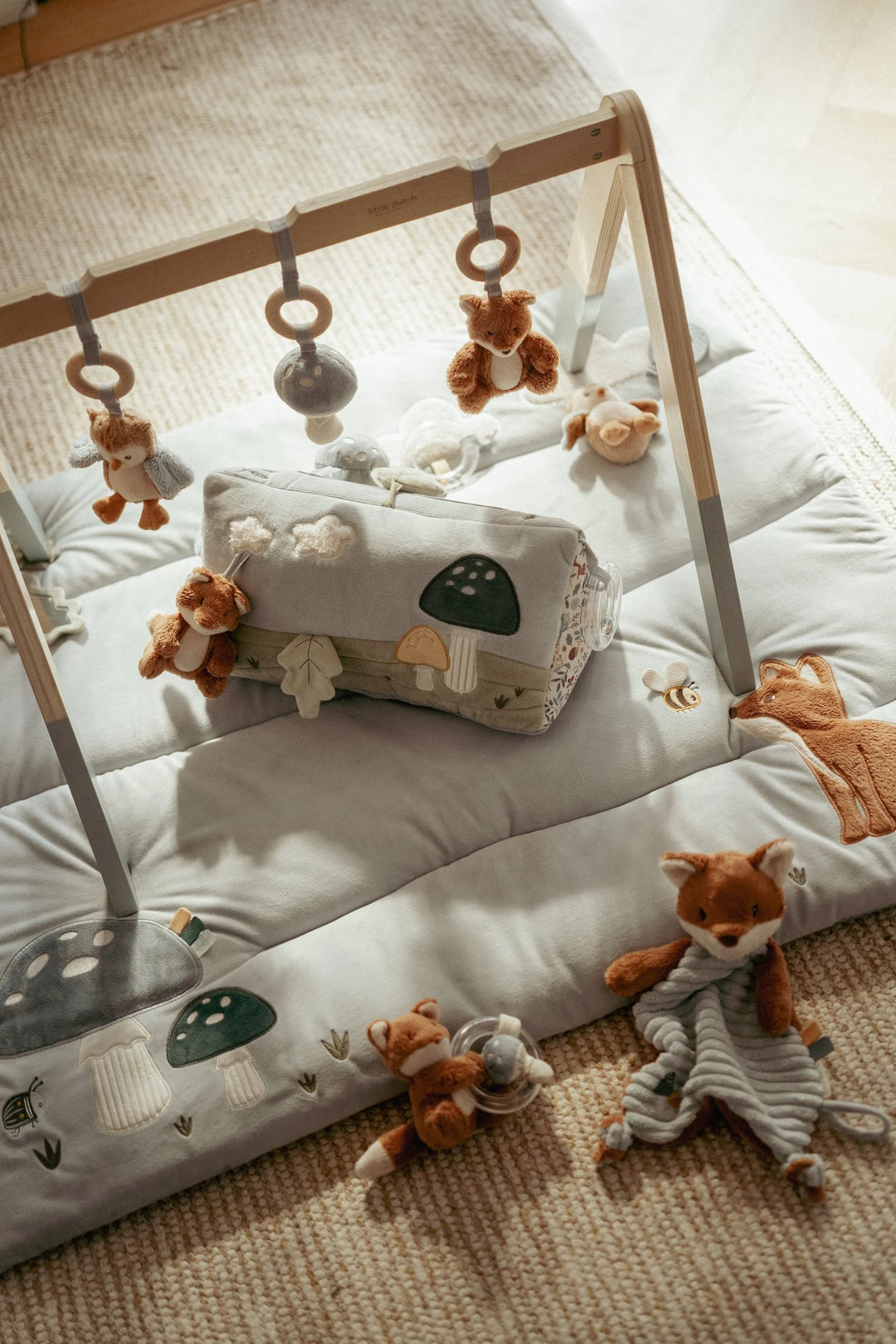 Little Dutch - Baby Gym Wooden - Forest Friends