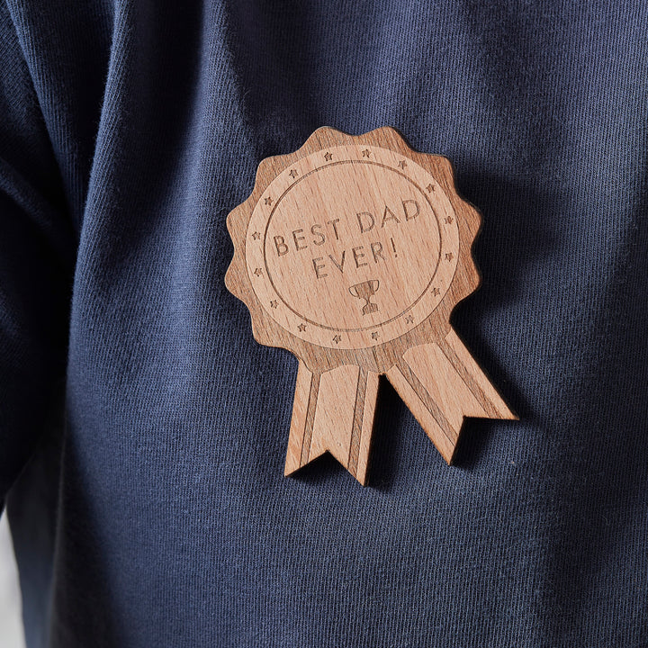 Ginger Ray - Wooden Best Dad Ever - Father's Day Badge