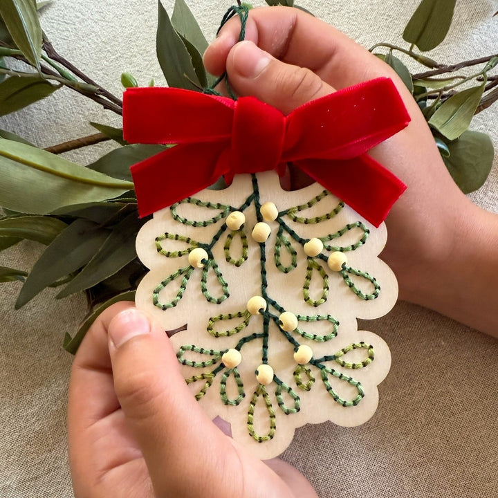 Cotton Twist - Make Your Own Stitched Mistletoe Decoration