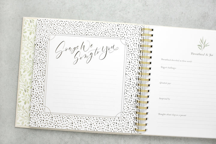 Paige Tate & Co. – As You Grow: A Modern Memory Book for Baby (Baby Shower)