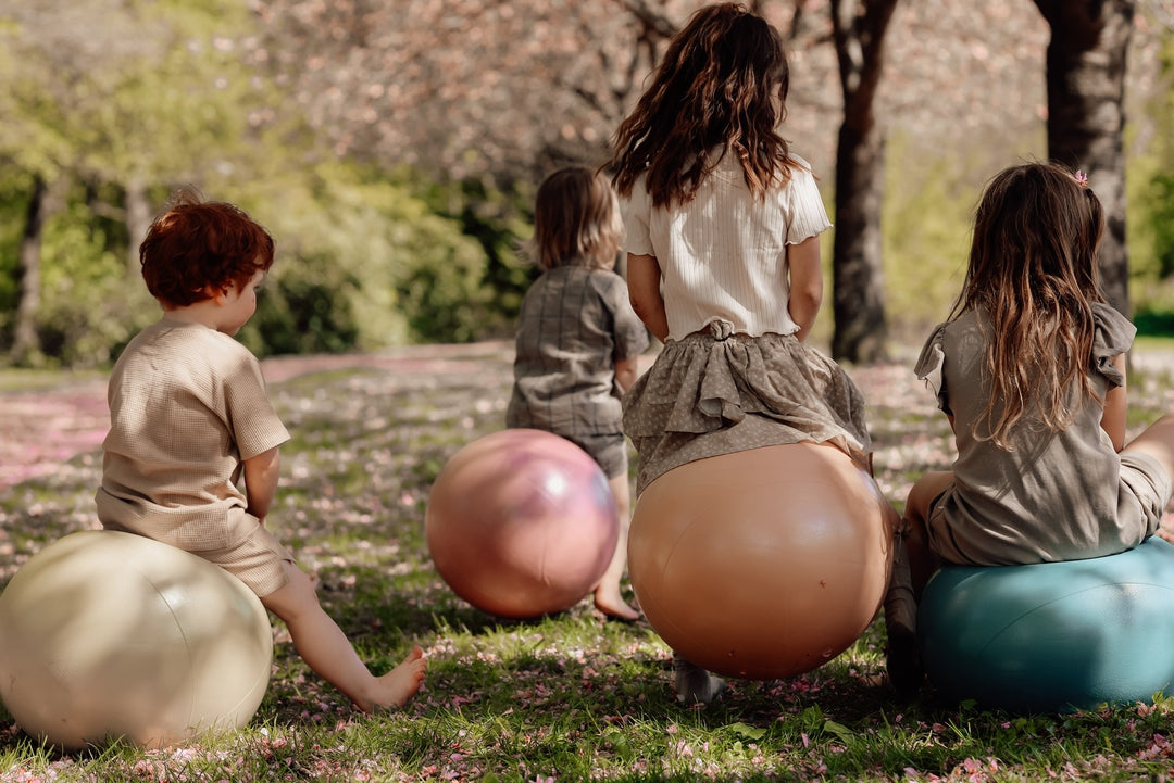 Find That Hippo - Hopping Ball - Turkish Rose - Mabel & Fox