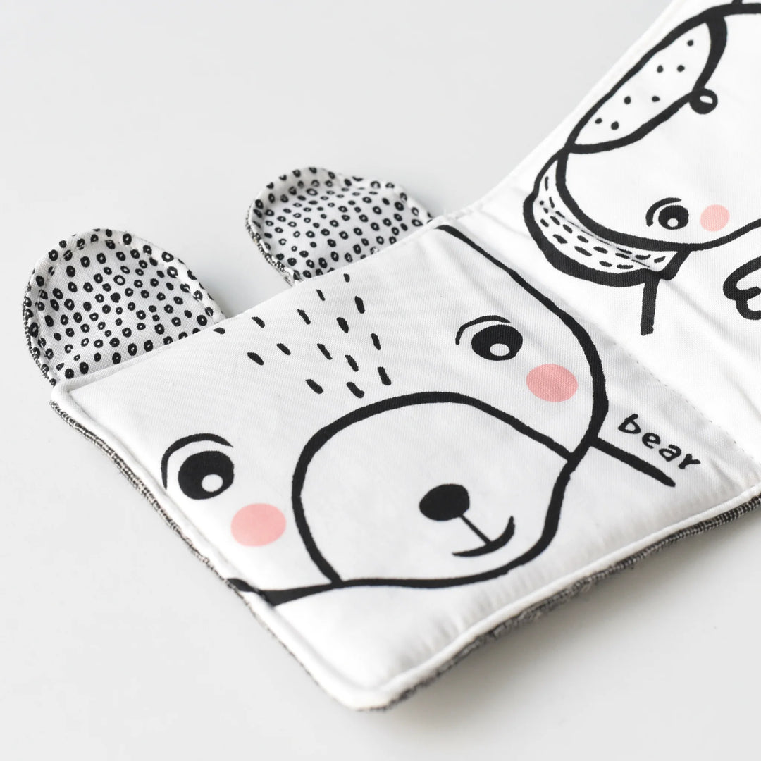 Wee Gallery - Soft Cloth Book - Friendly Face in the Wild - Bear