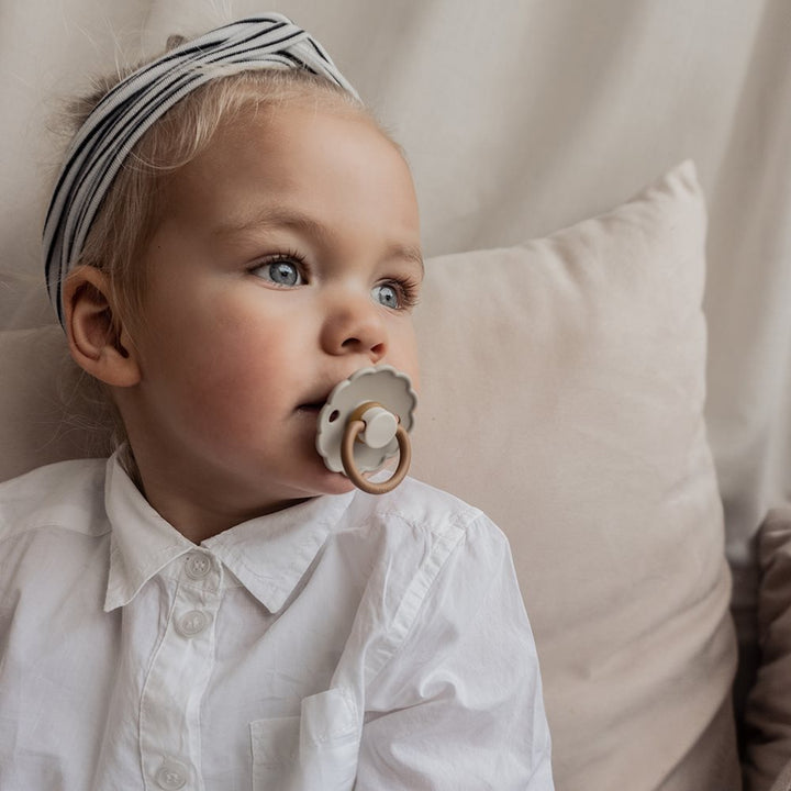 FRIGG - Daisy - 2 Pack Latex Dummy - Baby Desert / Cream (Size 2) - Mabel & Fox