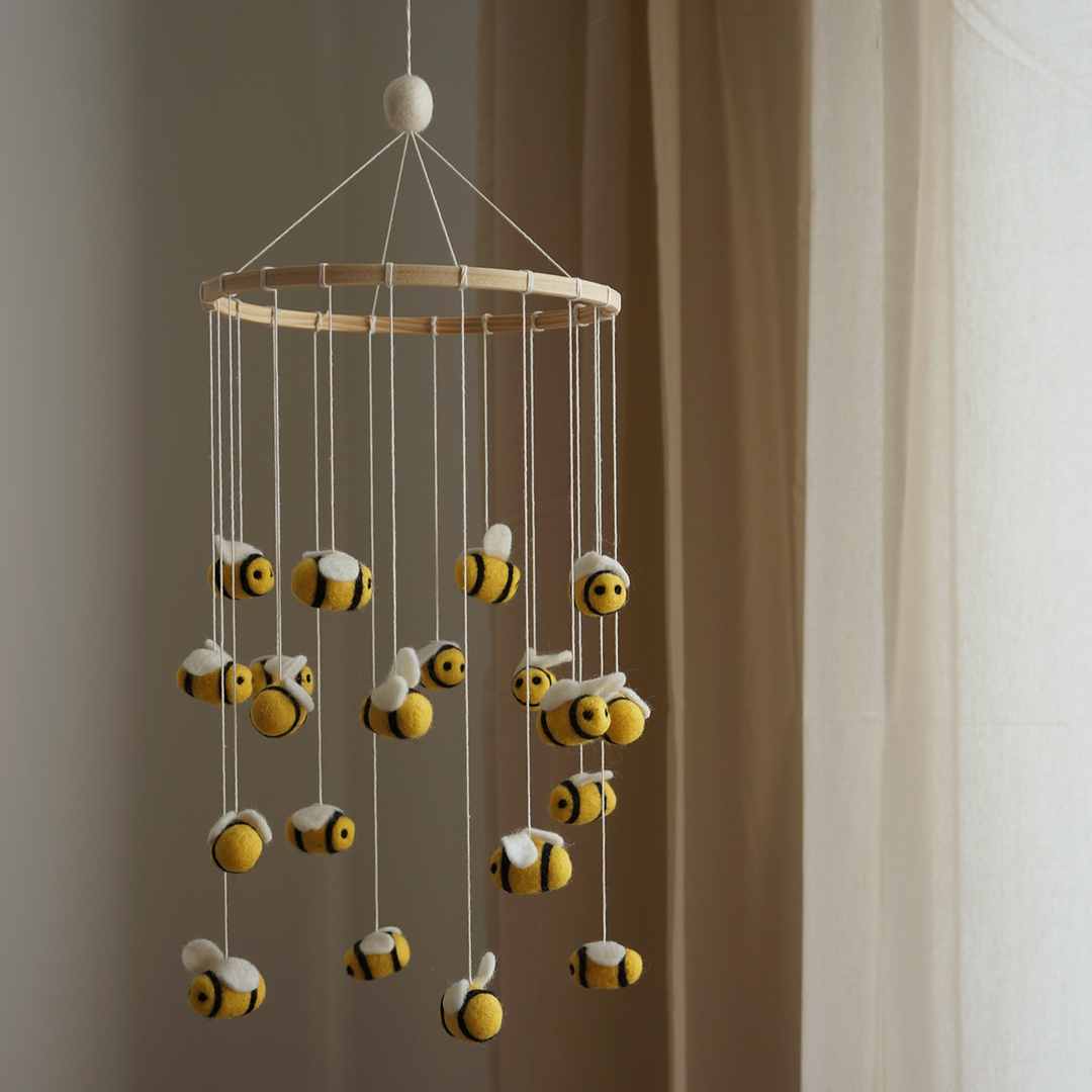 Gamcha - Baby Cot Mobile - Bumblebee - Mabel & Fox