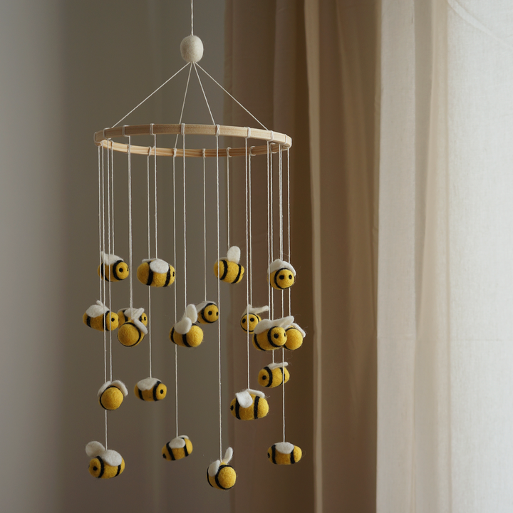 Gamcha - Baby Cot Mobile - Bumblebee - Mabel & Fox