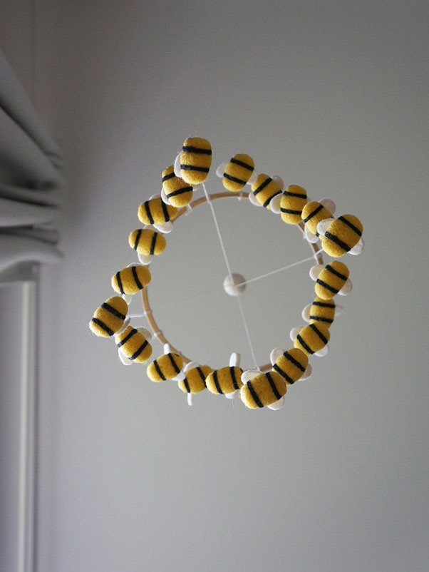 Gamcha - Baby Cot Mobile - Bumblebee - Mabel & Fox