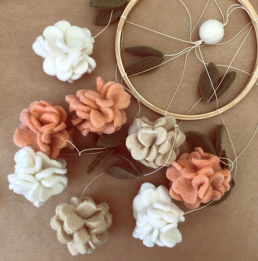 Gamcha - Baby Cot Mobile - Flowers - Coral - Mabel & Fox