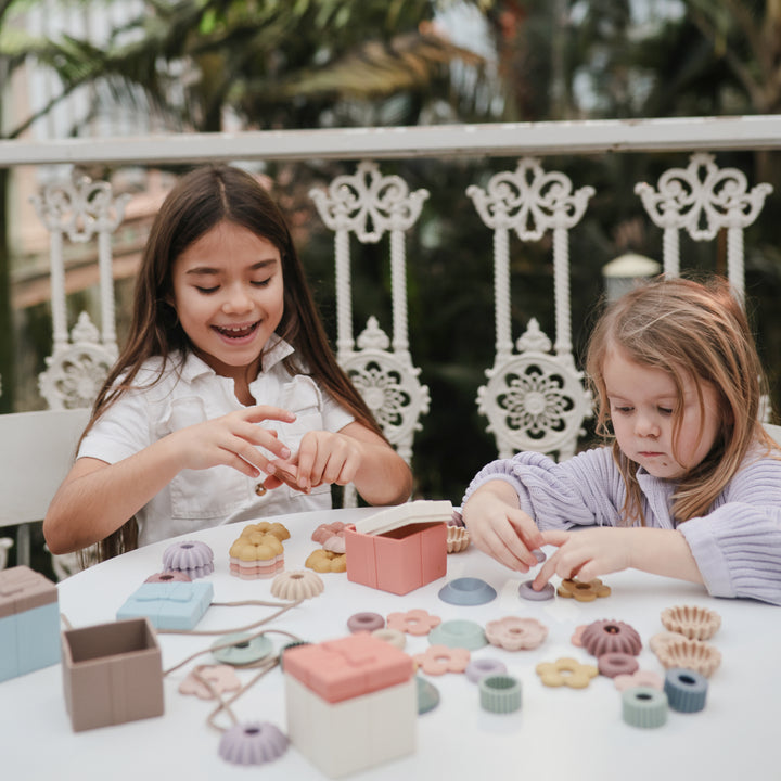 Mushie – Bead Lacing Toy Set