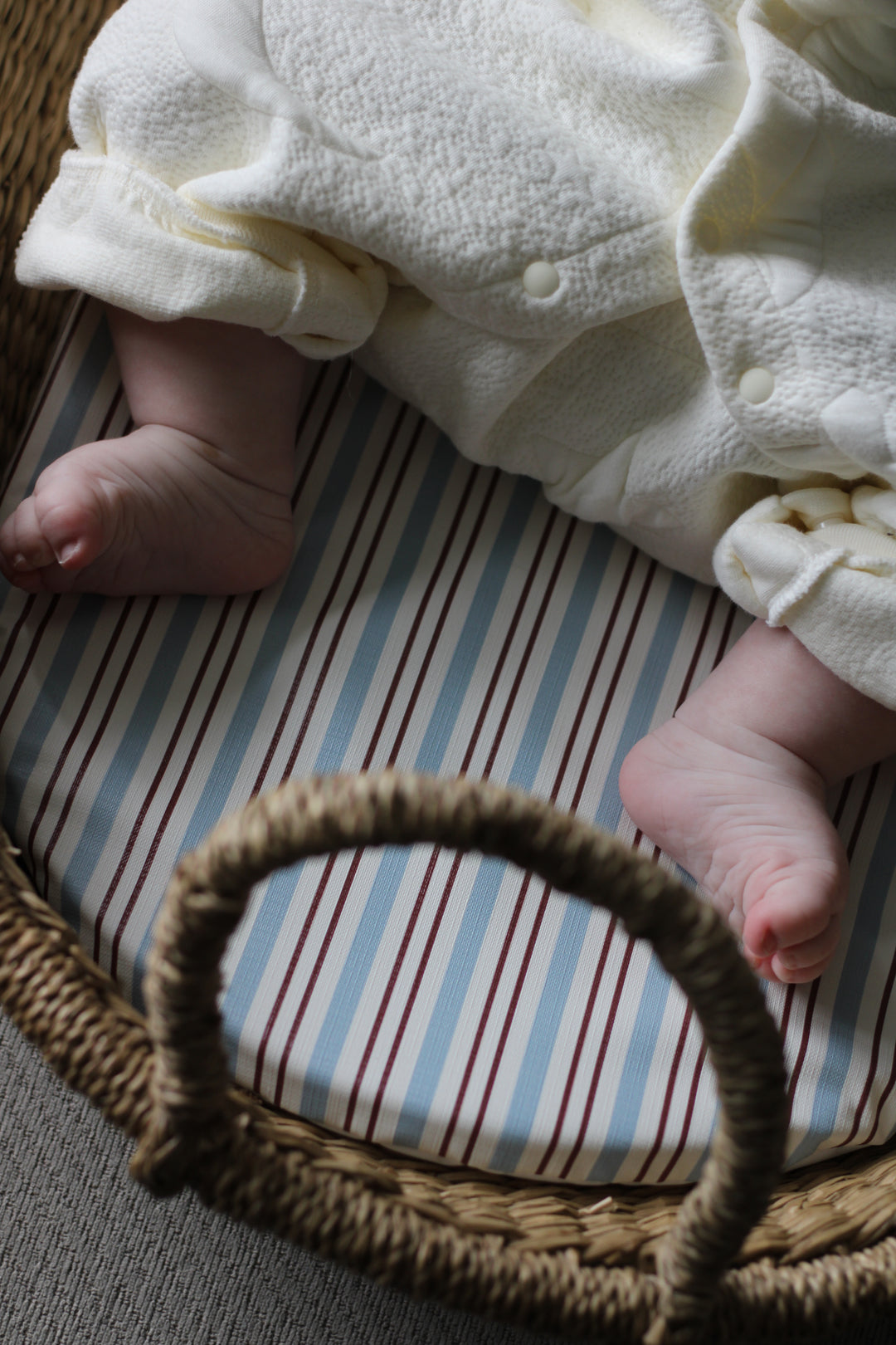 Mabel & Fox - Basket Changing Mat - Circus Stripe