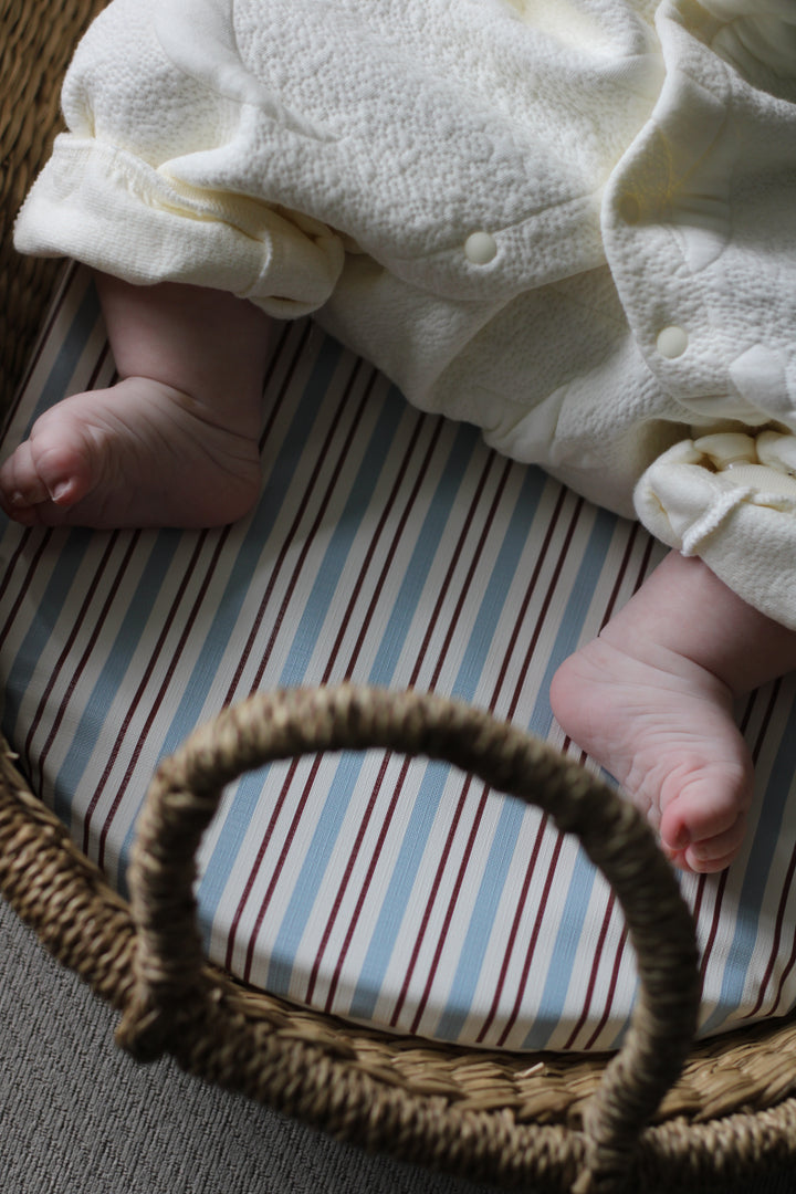 Mabel & Fox - Basket Changing Mat - Circus Stripe