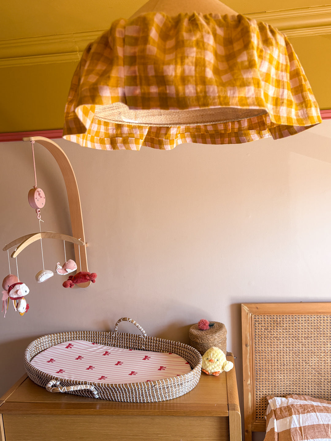 Mabel & Fox - Basket Changing Mat - Bow Cute