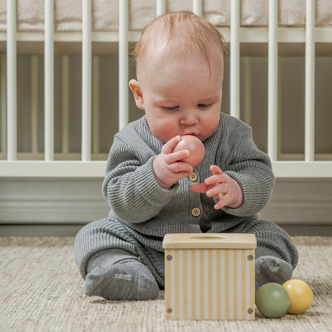 Jabadabado - Play and Learn Box - 6-12 Months - Mabel & Fox