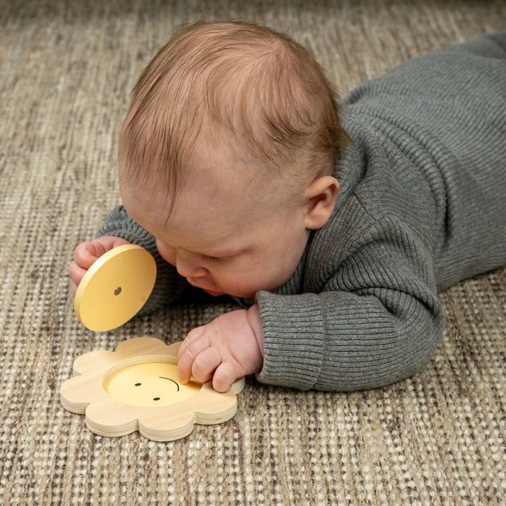 Jabadabado - Play and Learn Box - 6-12 Months - Mabel & Fox