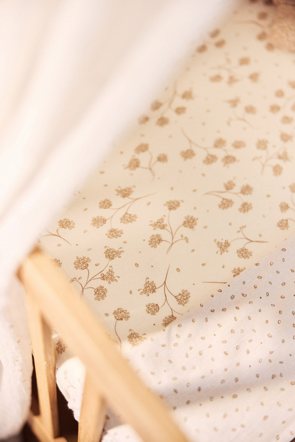 Jollein - Fitted Sheet Jersey - 70/75x140/150cm -  Leafy Dreams - Mabel & Fox