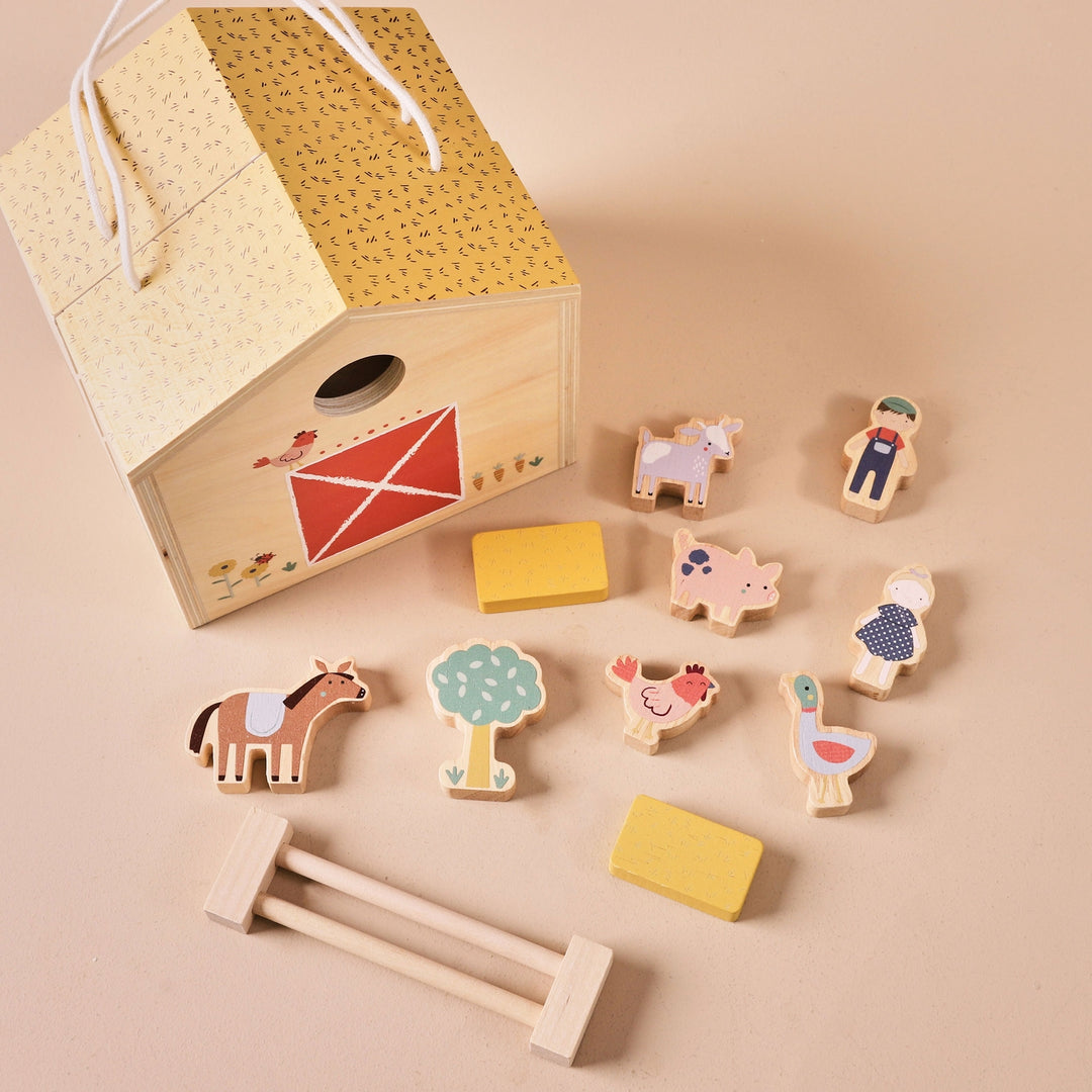 Just Bee Kids – Wooden Farm House with Characters - Mabel & Fox