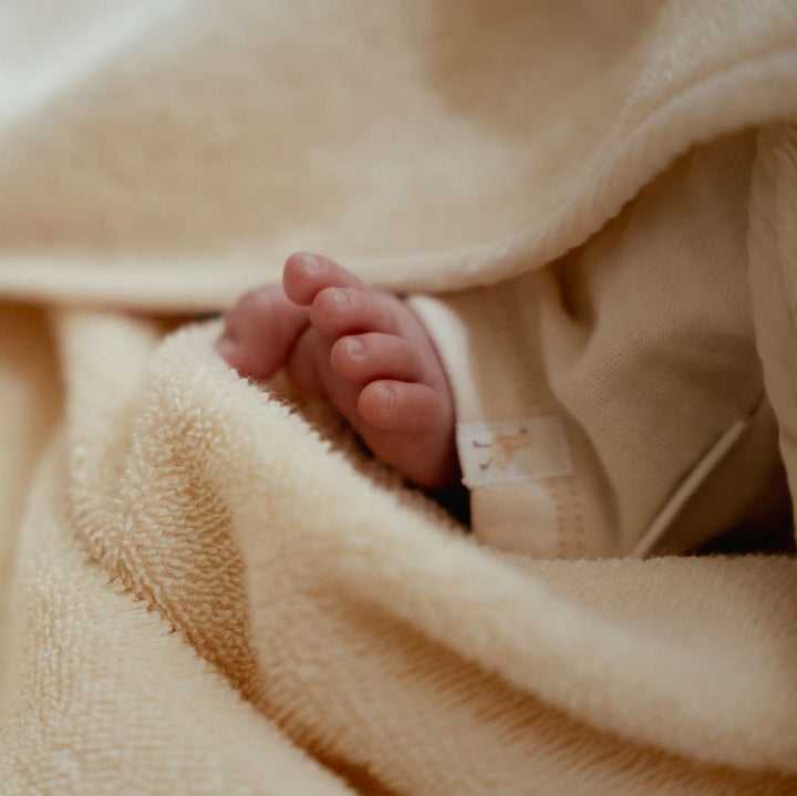 Little Dutch - Hooded Bath Towel - Little Goose / Newborn Naturals