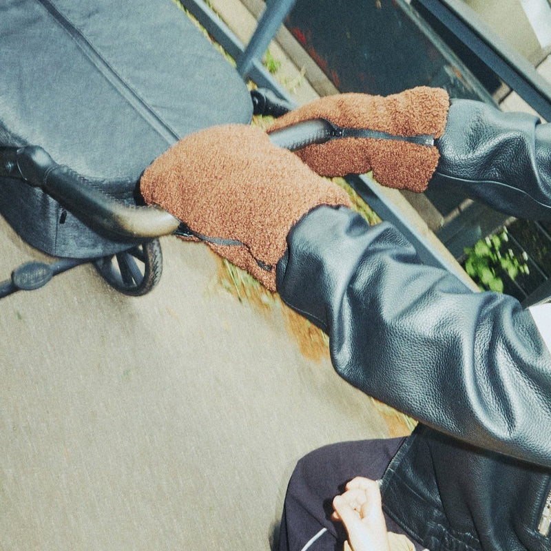 Kong Walther - Stroller Gloves - Brown Teddy - Mabel & Fox
