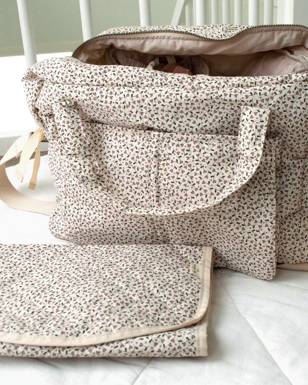 Konges Slojd - All You Need Bag - Milk Tank - Mabel & Fox